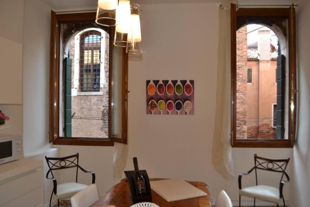 Ca' Bacio Della Luna Venice Exterior photo