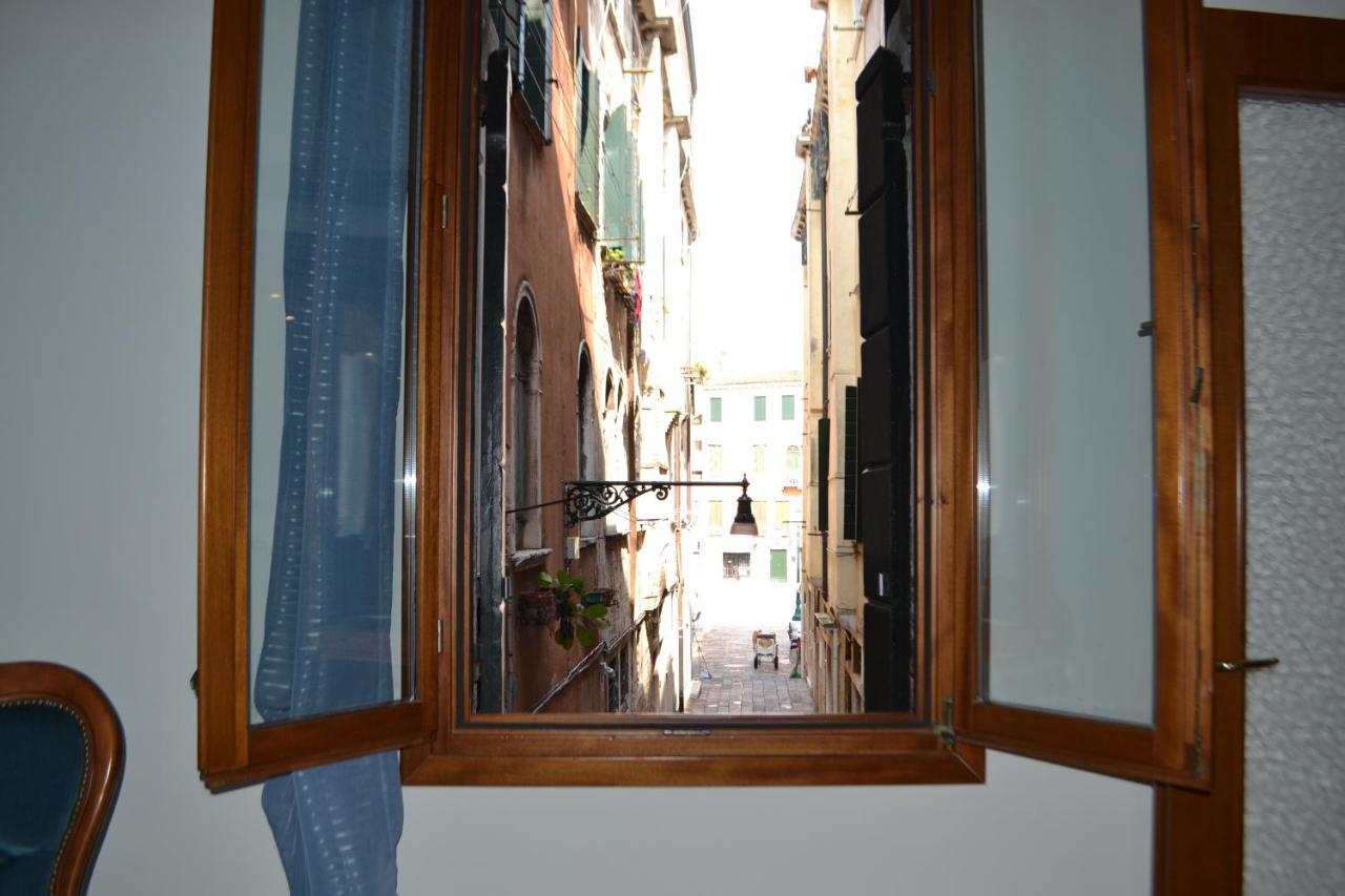 Ca' Bacio Della Luna Venice Exterior photo
